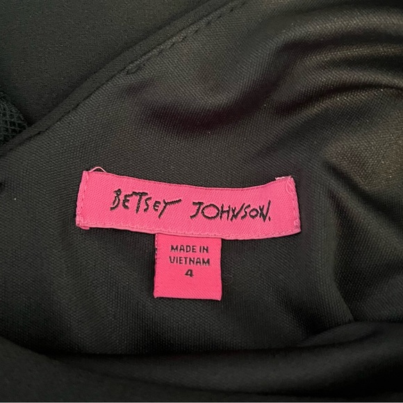 Betsy Johnson black lace trimmed lined cap sleeve mini party occasion dress Sz 4 - Picture 4 of 5